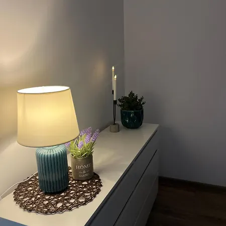 Emerald Apartment *